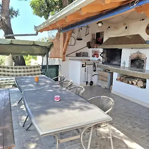 apartments-bartol.hotels-in-trogir.com/