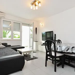 Ivan Apartment